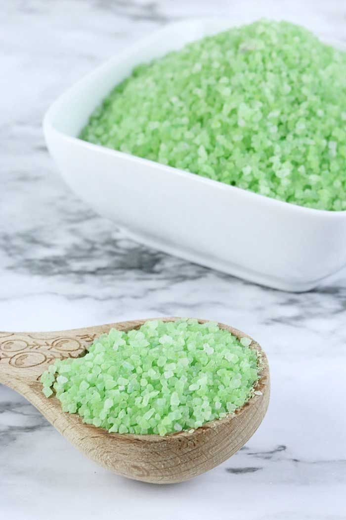 Wear The Crown Fizzy Bath Salts